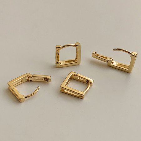 Mini square earrings E 143