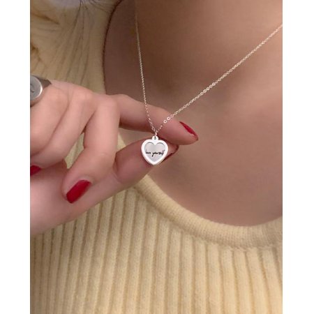 () Love yourself necklace N 13