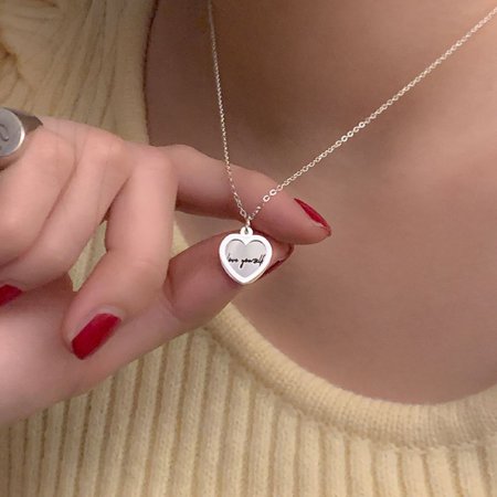 () Love yourself necklace N 13