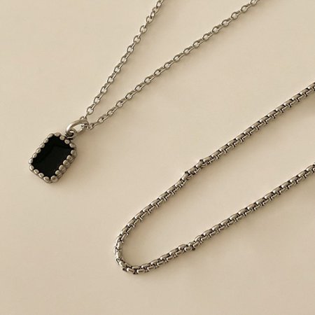 () Black eo necklace N 45